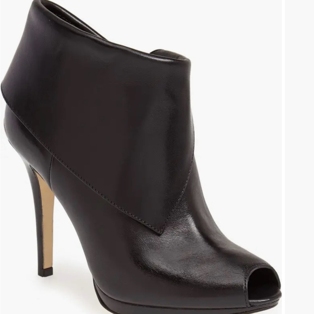 Michael by Michael Kors Kendra Open-Toe Calfskin Bootie
Size: 7.5
Color: Black